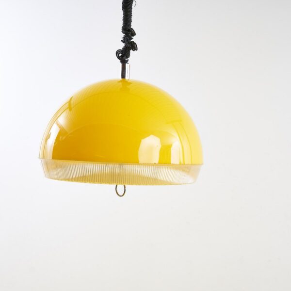 lampadario anni 50 in materiale plastico giallo - immagine 3