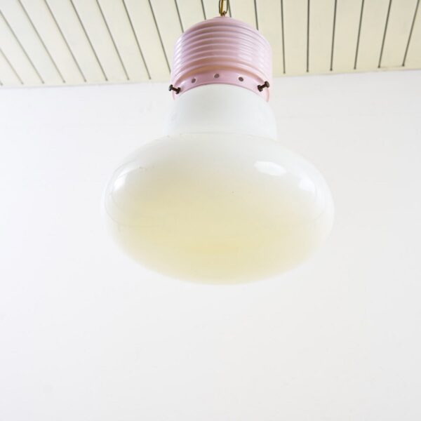 lampadario rosa e bianco anni 70 - immagine 3